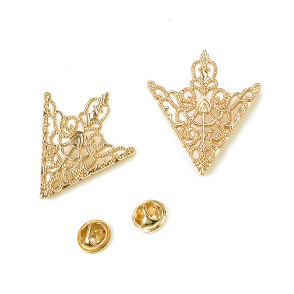 Triangle Filigree Bright Gold Lapel Collar Pin - Picture 3 of 5